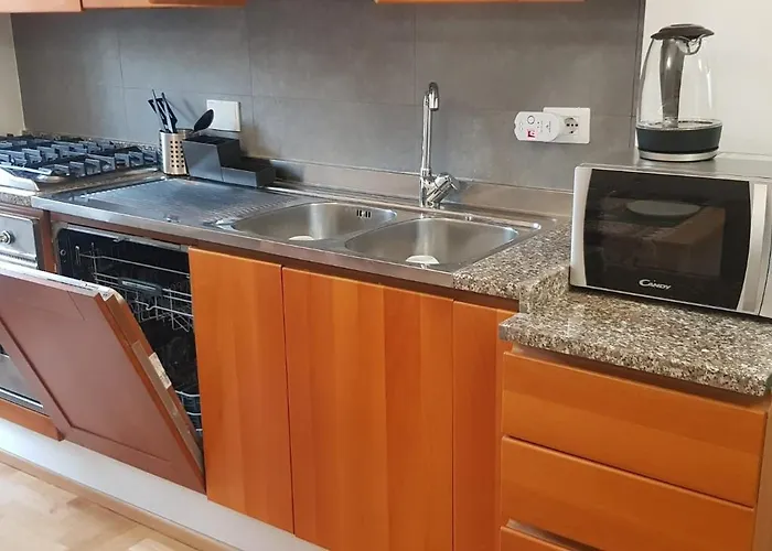 Aventino-piramide Quiet With Garden-view Terrace Apartman *