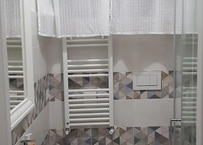 Aventino-piramide Quiet With Garden-view Terrace Apartman